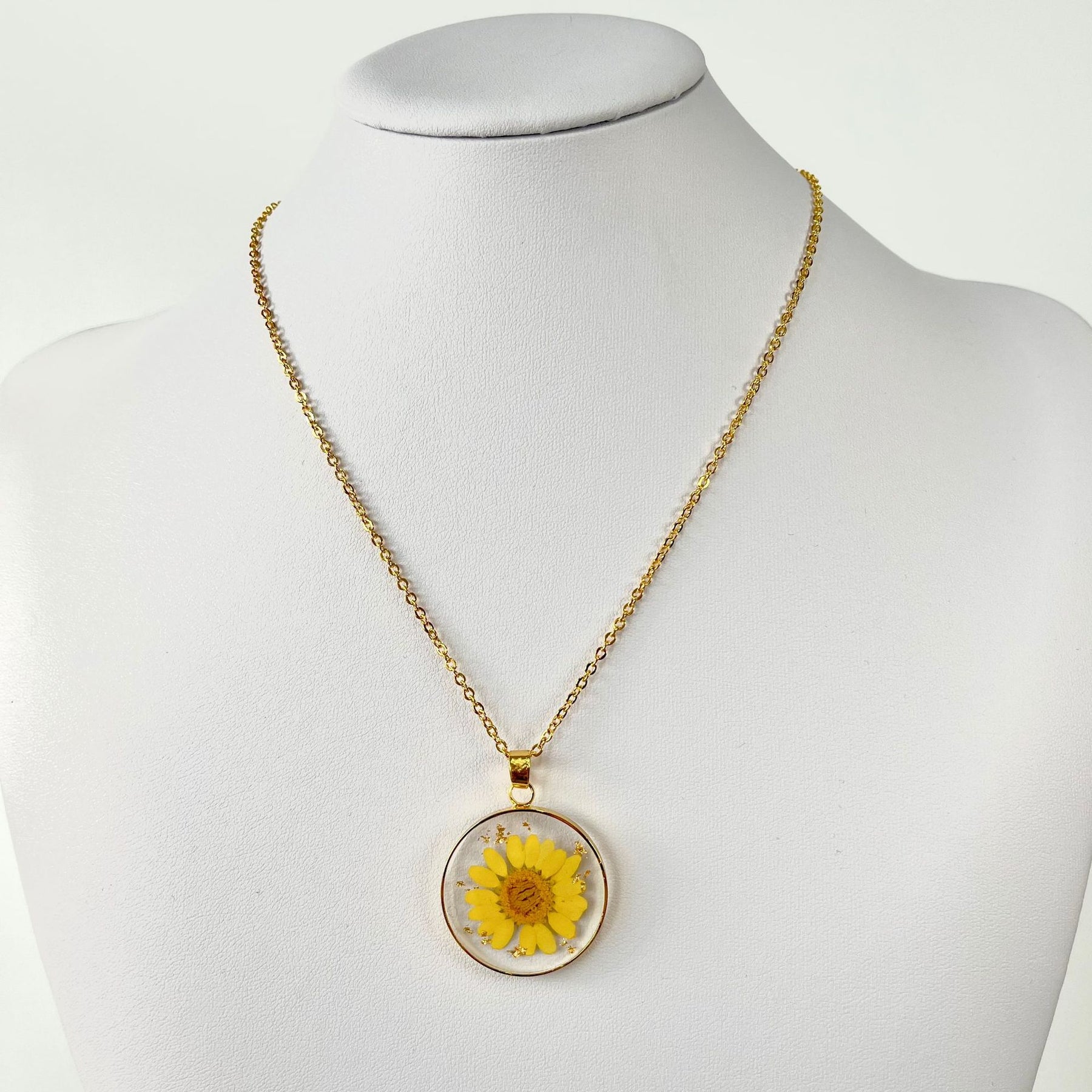 Birthday Flower Necklace
