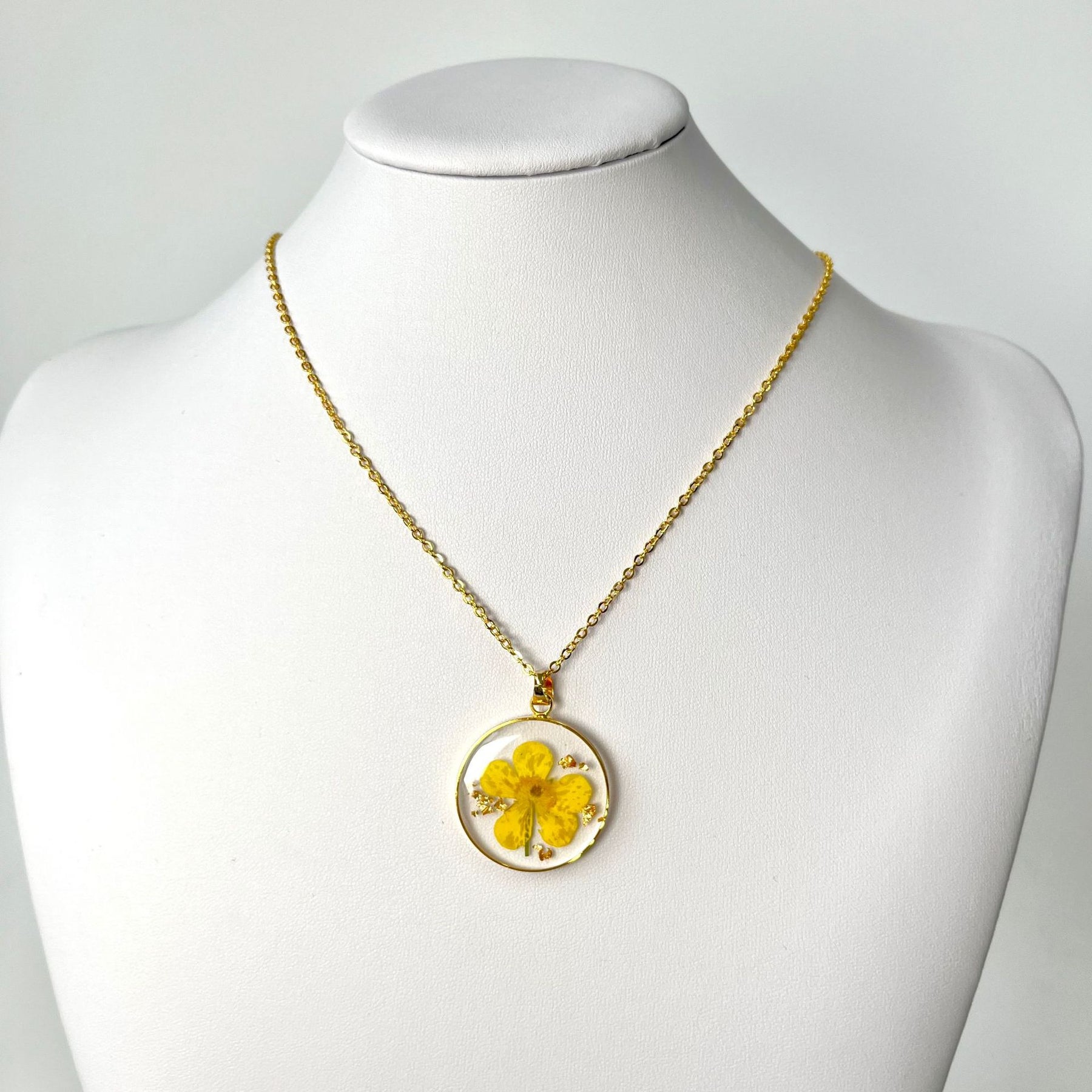 Birthday Flower Necklace