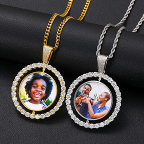 Round Spinning Customized Photo Diamond-bordered Necklace